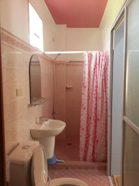 Vhauschild Transient Rooms Alaminos Exterior photo